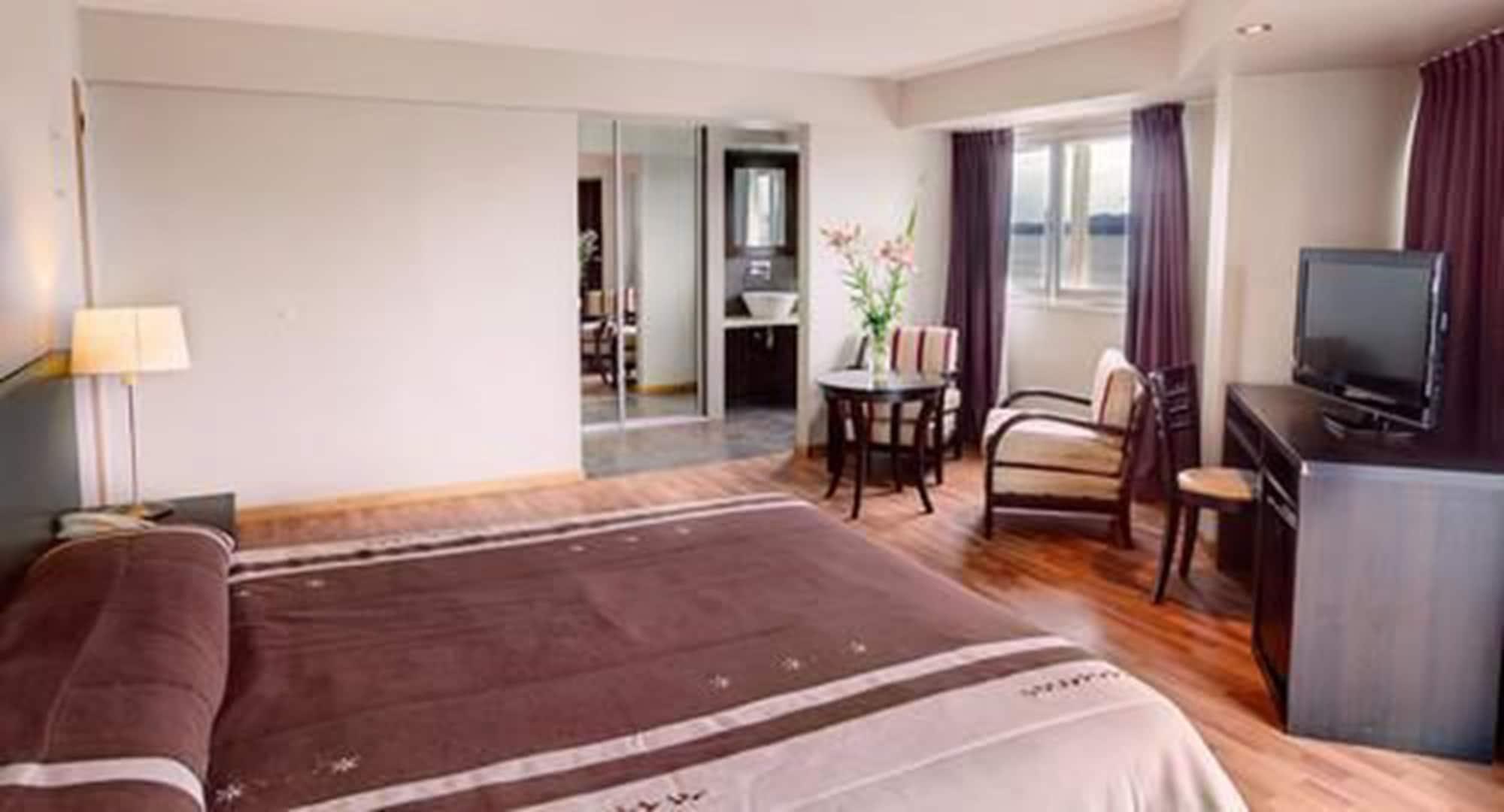 Hotel Alt Interlaken سان كارلوس دي باريلوتشي المظهر الخارجي الصورة